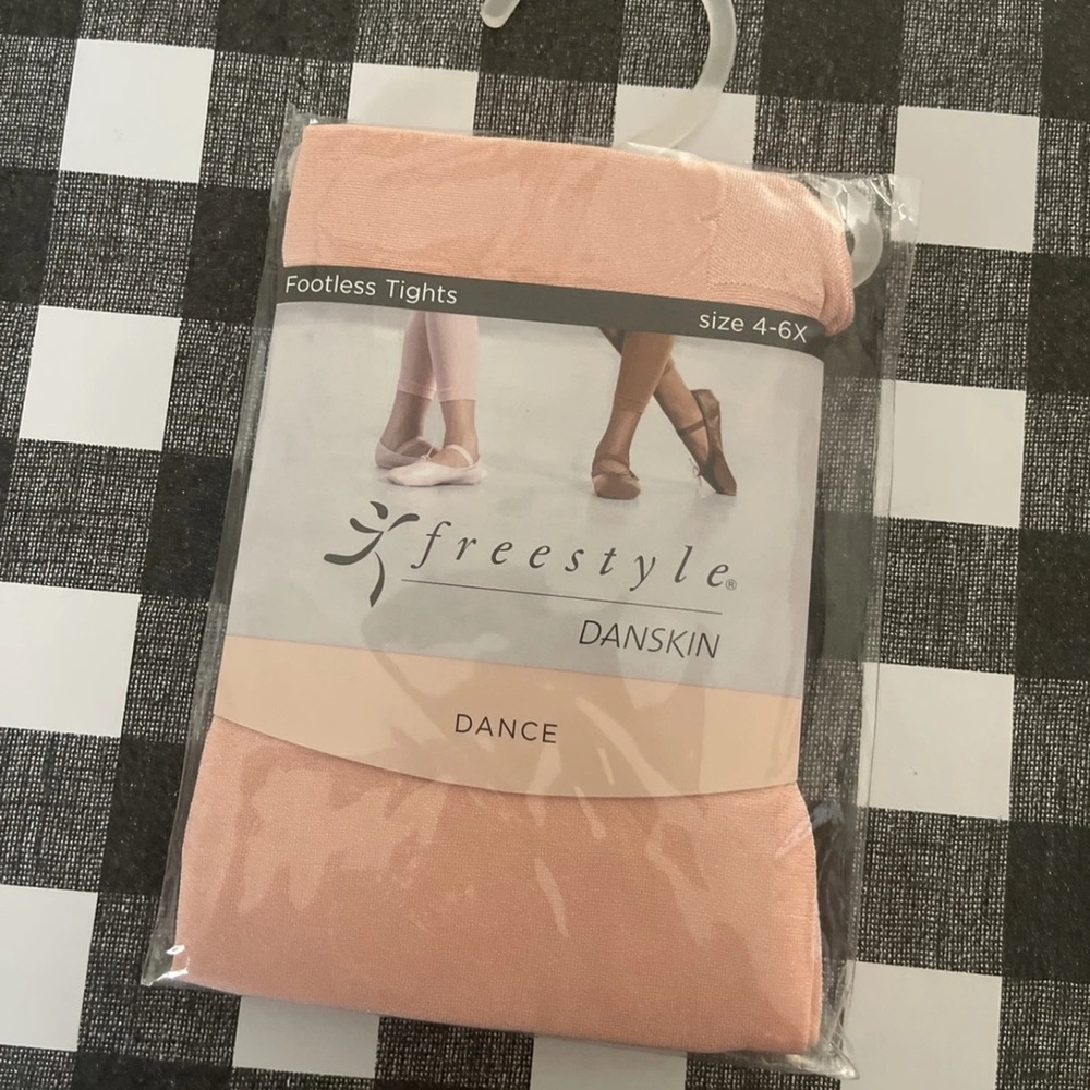 Freestyle Danskin Footed Tights Size 4-6 Girls Black Nylon Dance Ballet FK1432